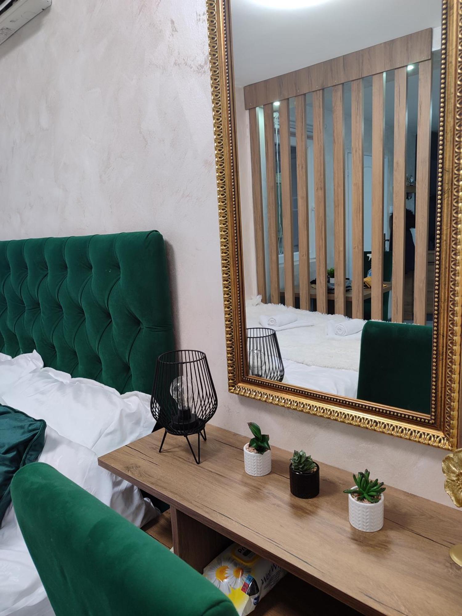 Studio Apartman Free Parking Rubikon Belgrade Extérieur photo
