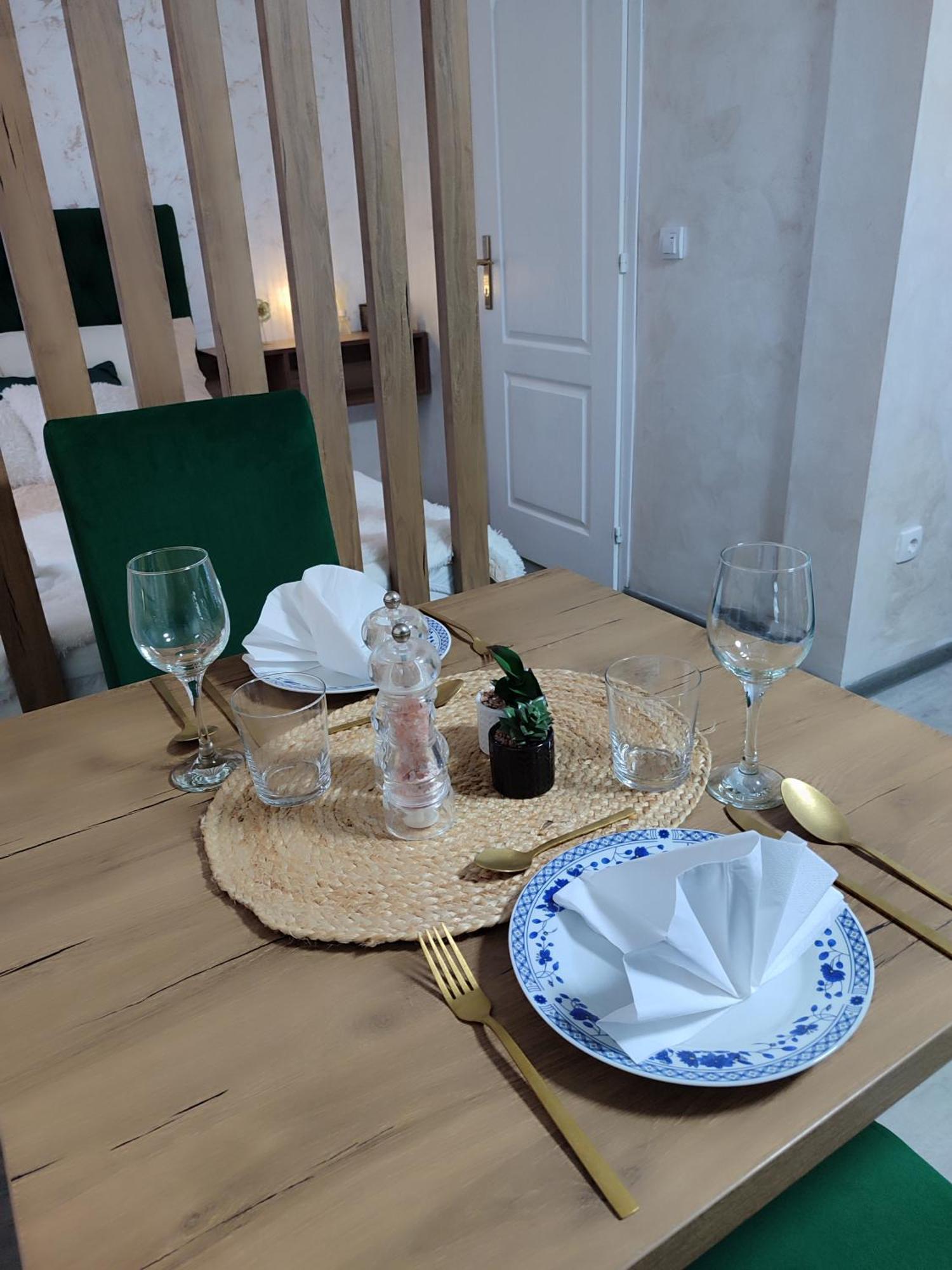Studio Apartman Free Parking Rubikon Belgrade Extérieur photo