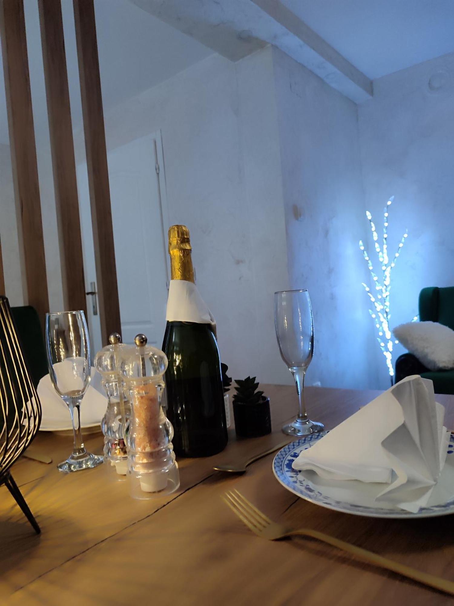 Studio Apartman Free Parking Rubikon Belgrade Chambre photo